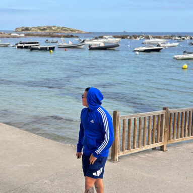 Sudadera con capucha Essentials Fleece 3-Stripes Full-Zip